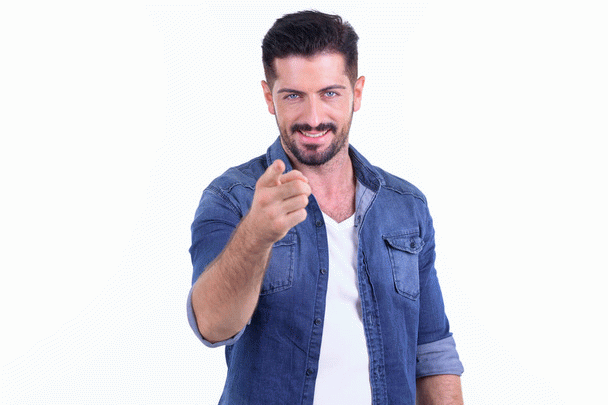 لیس‌زدن سگ همیشه نشانه محبت نیست، پشتش دلایل زیادی هست!